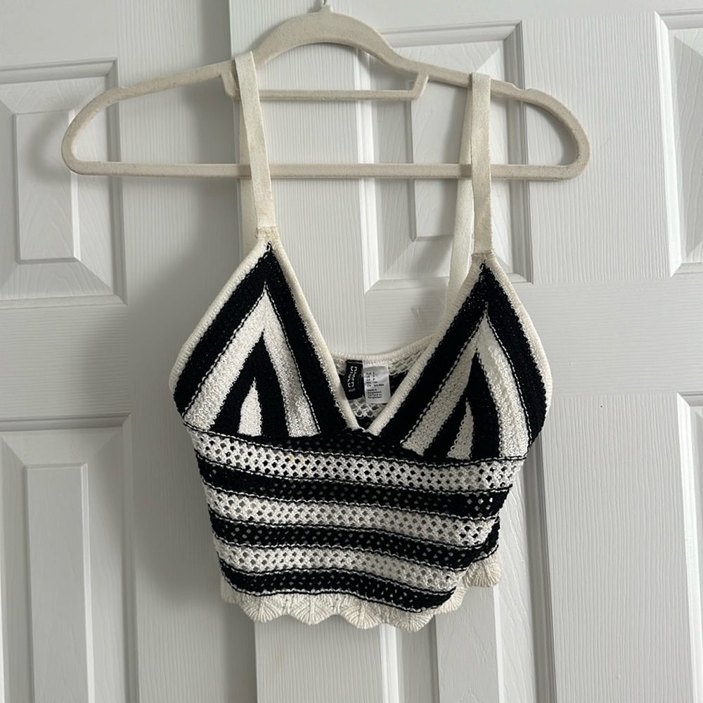 zara b&w crop top